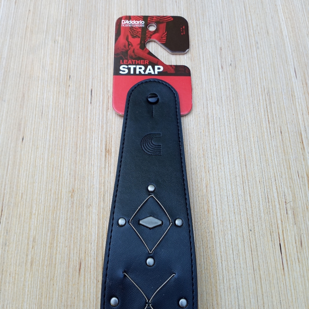 Daddario Leather Guitar Strap 2.5" "String Art"